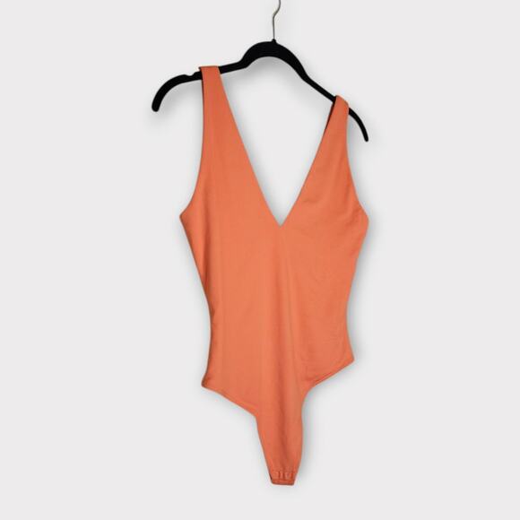 Babaton Womens Deep V-Neck Snap Bodysuit Orange M Modern Minimal Street Chic - Picture 2 of 7